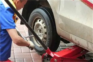 道孚附近拖车24小时服务热线电话